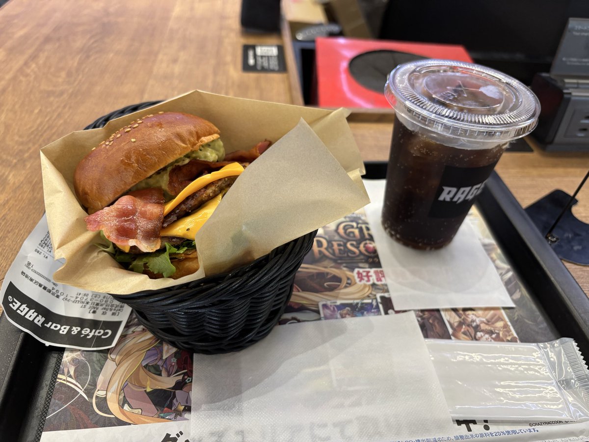 Mam_bardiche's tweet photo. 適当に店決めた朝から重いの食う https://t.co/EdkznuvKey
