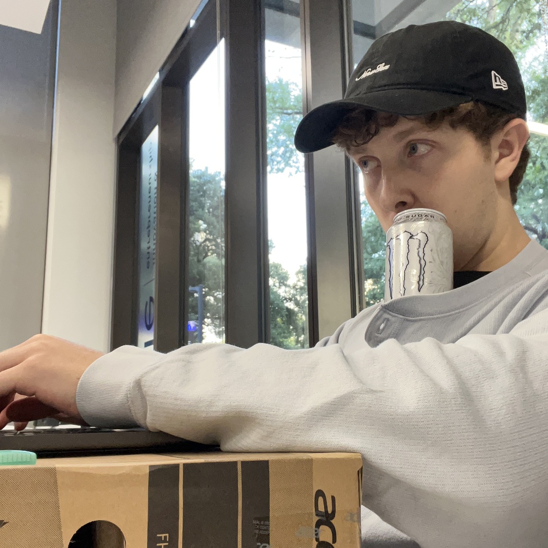 saulbrauns's tweet photo. i made a coinbase account today

wiring ethereum to pakistan

dont ask

anything for more runway

onwards,
@saulbrauns https://t.co/LpmoKNk5eF