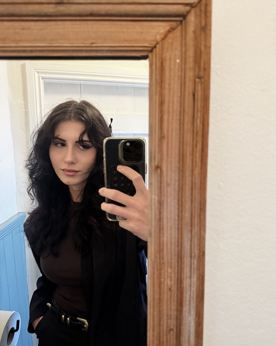 𝚁𝚎𝚎𝚍 𝚁𝚒𝚌𝚑𝚊𝚛𝚍𝚜 tweet media
