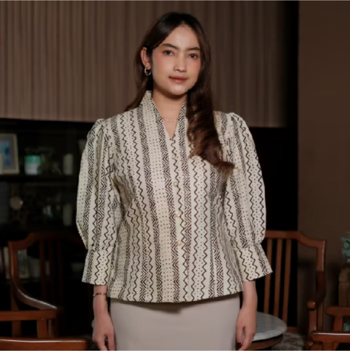 encisgemoy's tweet photo. nemu toko batik yang produknya keren keren 😎 kalian wajib kepoin, bagus banget buat ngantor, kuliah atau acara lainnya  https://t.co/3wA22LQDif mengabdi menjalankan tugas #lightperiencepicnic #KopiKenanganxNCTHAECHAN piknik lightplus https://t.co/ld1tzo1lvD