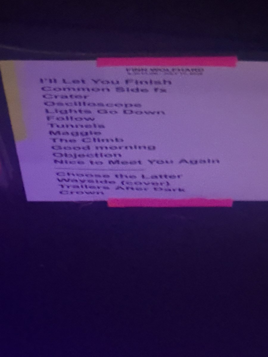 BUSYWQMAN's tweet photo. SETLIST https://t.co/0sqpKZd2l4
