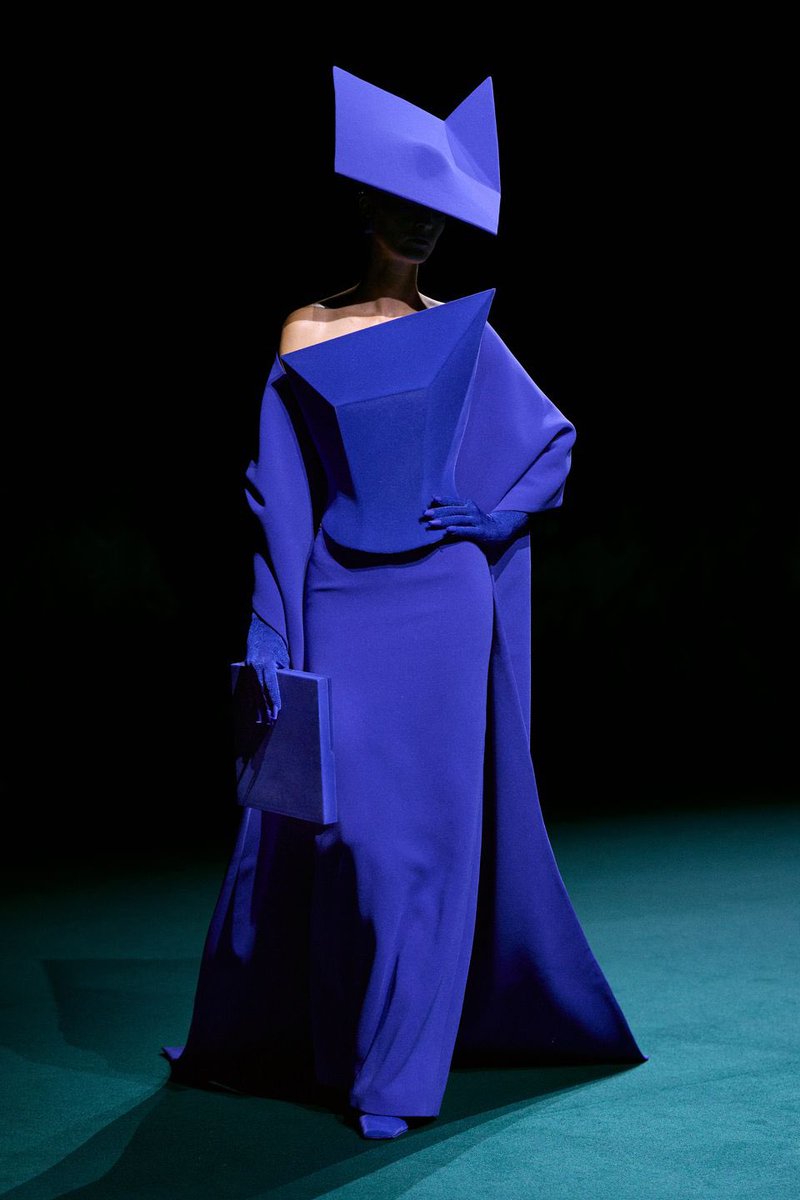 IvoryMali's tweet photo. “Child’s play” Robert Wun’s Fall/Winter 2026 Couture || I love how colorful shapes are incorporated into the collections like this. This is thinking outside the box on another level. https://t.co/rnulBUBvs0