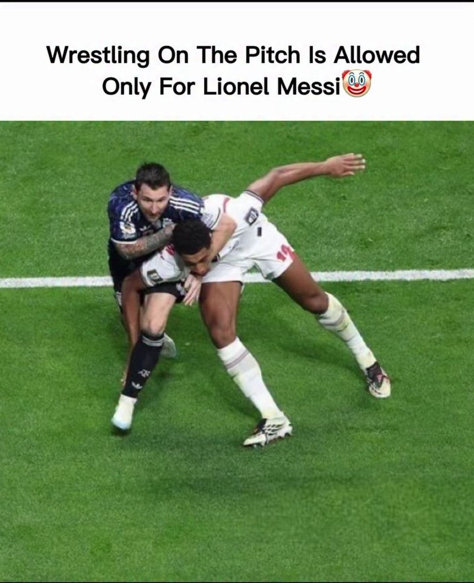 Roasterer's tweet photo. @j_bon_swei @Grandsoncr7 He indeed has done things that no others can ever replicate https://t.co/zkOEvVXpc7