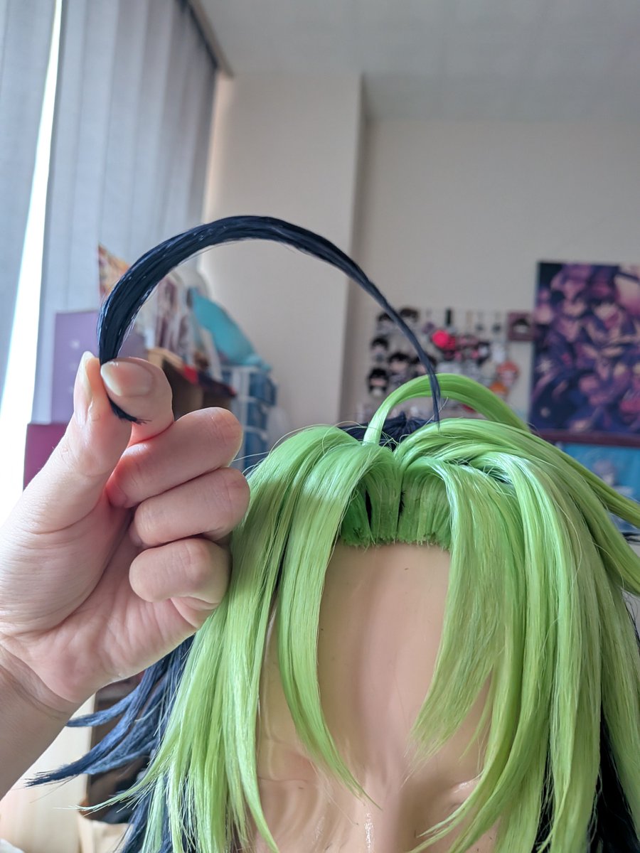 hanano_58's tweet photo. 今回先に超絶可愛いアホ毛作ってたんだけど、途中からいらないと気付いて切り落としました🫠🫠🫠 https://t.co/bBgVHrwfY0
