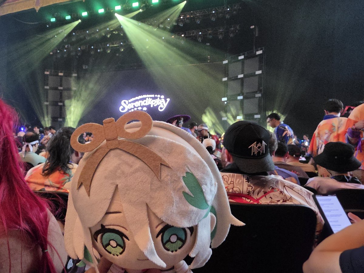 glaceee17's tweet photo. @hololive_En Both days of Serendipity were amazing but I also had a lot of fun hanging out with friends and wandering Anime Expo! https://t.co/F2cK0arMuT