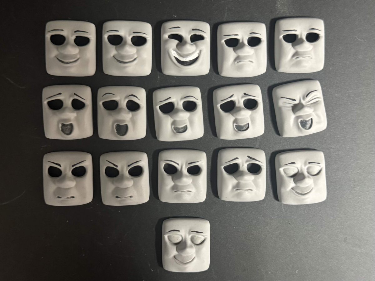 tomasdaspoon's tweet photo. Face tweet for all the different expressions (so many holy crap AHHHHH) https://t.co/V5F6hdNPIN