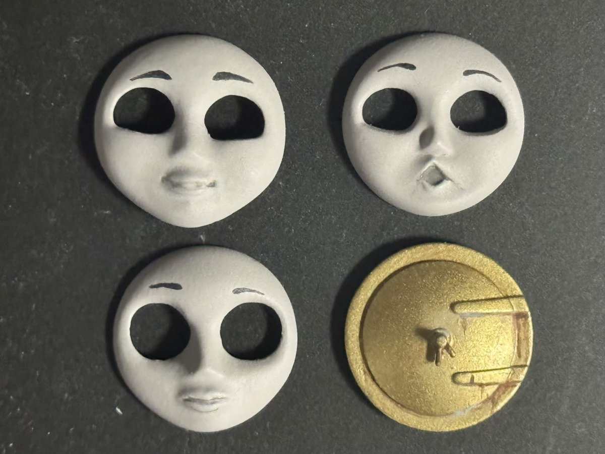 tomasdaspoon's tweet photo. Face tweet for all the different expressions (so many holy crap AHHHHH) https://t.co/V5F6hdNPIN