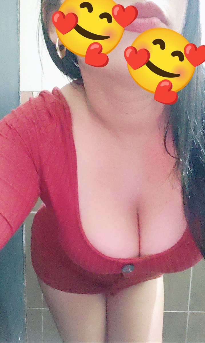 yesscastillo79's tweet photo. Les gusta el rojo ❤️❓❓❓
💋💋
Cómo que se les antoja ❓
🤔❓
Saludos 🥰 https://t.co/y6iO1Mrx8F