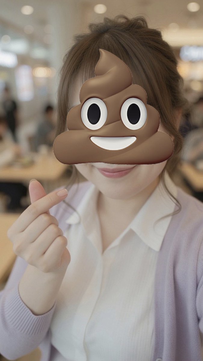 yuikan48's tweet photo. 1年前に元カレに「痩せたら？」という無神経な言葉にムカついたから頑張った私はエ〇い https://t.co/iRYuxv6RCK