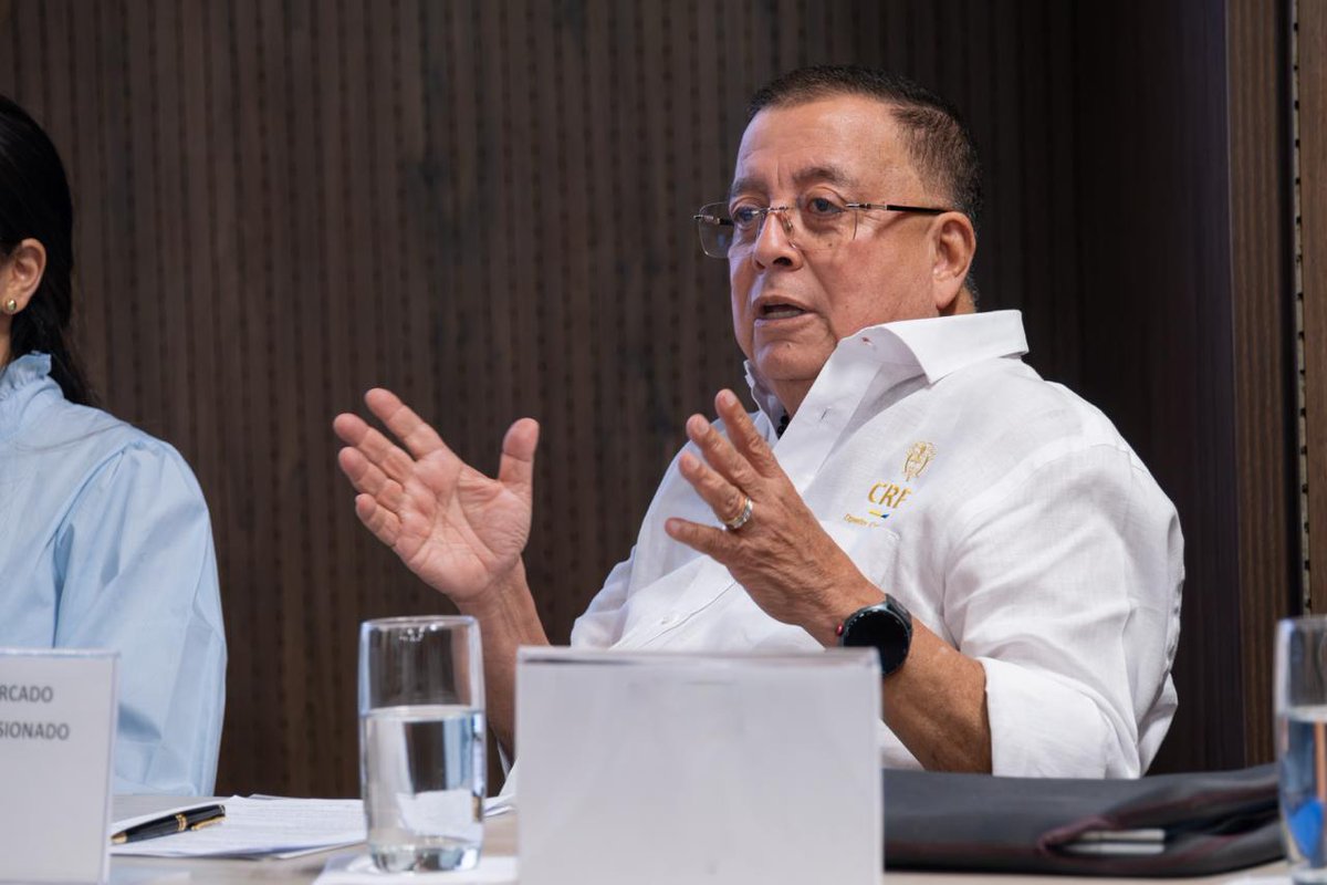 comisioncreg's tweet photo. ✈️ Barranquilla fue sede de la primera jornada regional de socialización de las propuestas regulatorias de la CREG para determinar la estructura de precios del combustible de aviación. El diálogo continuará en Cali (24 de julio) y Bogotá (29 de julio). https://t.co/JzYx7B0X1H