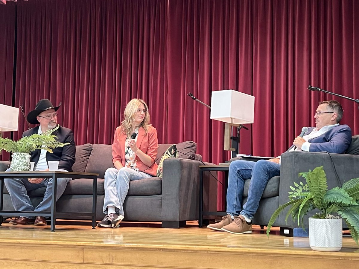 NorthrnPrspectv's tweet photo. What a great event in the Mighty Miramichi with Mike Dawson. Thanks to everyone on the EDA who helped make it happen, and to thr amazing people who drove up to 3 hours to attend!

On to Nova Scotia and Barrinton Passage! https://t.co/vZ80ZgYOcE