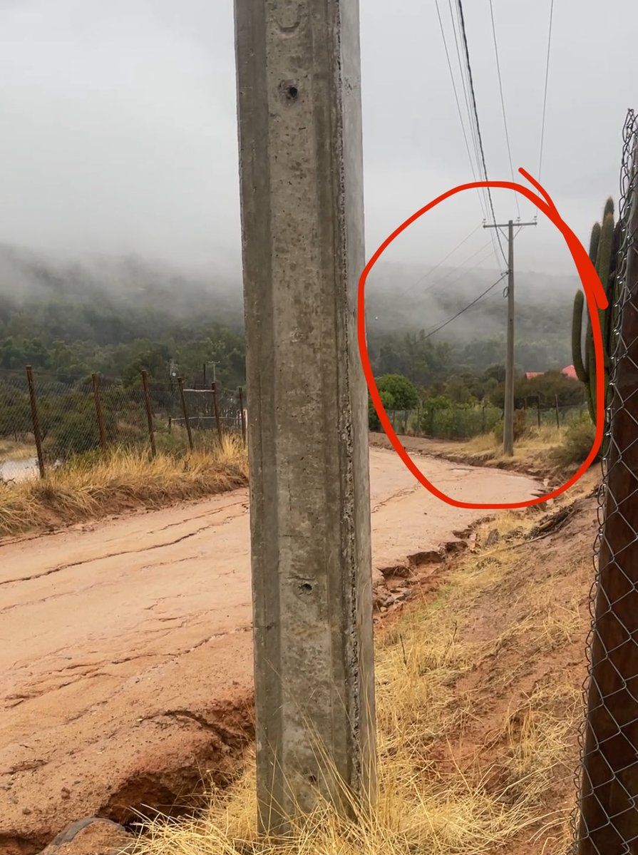pgaticap's tweet photo. @dosyzeis26 @CGE_Clientes Sin luz en Hacienda El Mauco, Curacaví https://t.co/oFrvEaiWIS