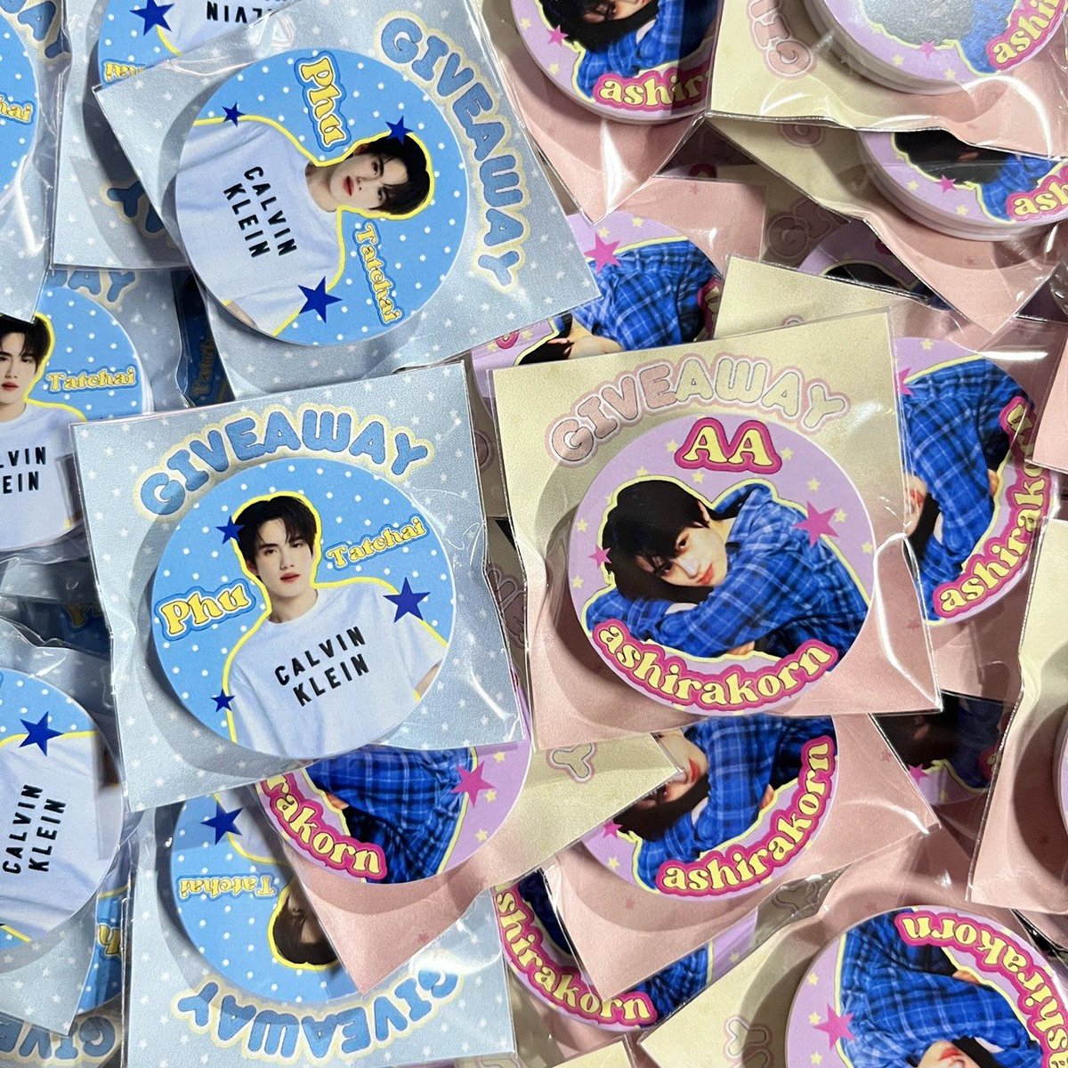 babiiboat16's tweet photo. ________Giveaway ________

LIGHT AS ONE CONCERT

* rt &amp; show this tweet ♡

🌟 Griptok PHU 50 EA
🌟 Griptok AA 50 EA

🗓️: 25 JULY 2026
📍: IMPACT Arena
⏰: TBA

ออกแบบและผลิต : #ReviewforPK
รวมแจกโดย : @manee_ratx 

#BUS_LIGHTASONE 
#PHUTATCHAI 
#AAashirakorn https://t.co/OMepl4F6nn