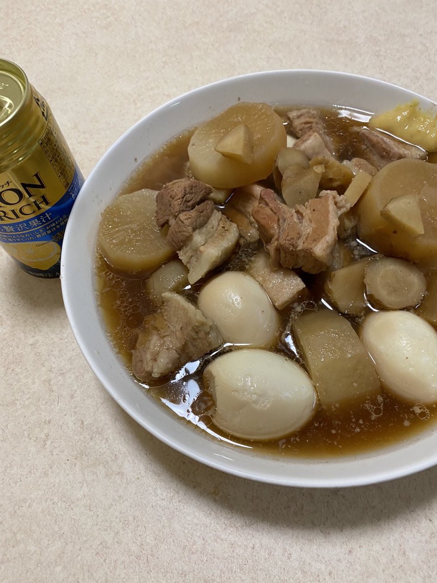 dynam_00146's tweet photo. おはナム〜🥰
梅雨明けでめっちゃ暑い日が続いてますね。夏バテのKです😓

エネルギーチャージで豚角煮を作りました。
うますぎてついつい食べ過ぎてしまったよー🤭

本日は北陸3県夏のパチンコ・パチスロファン感謝デーとなります😄
11時30分より1回目の抽選になります🤩
皆様のごご来店お待ちしてます✨

＃ダイナム　＃専光寺　＃角煮　＃ファン感