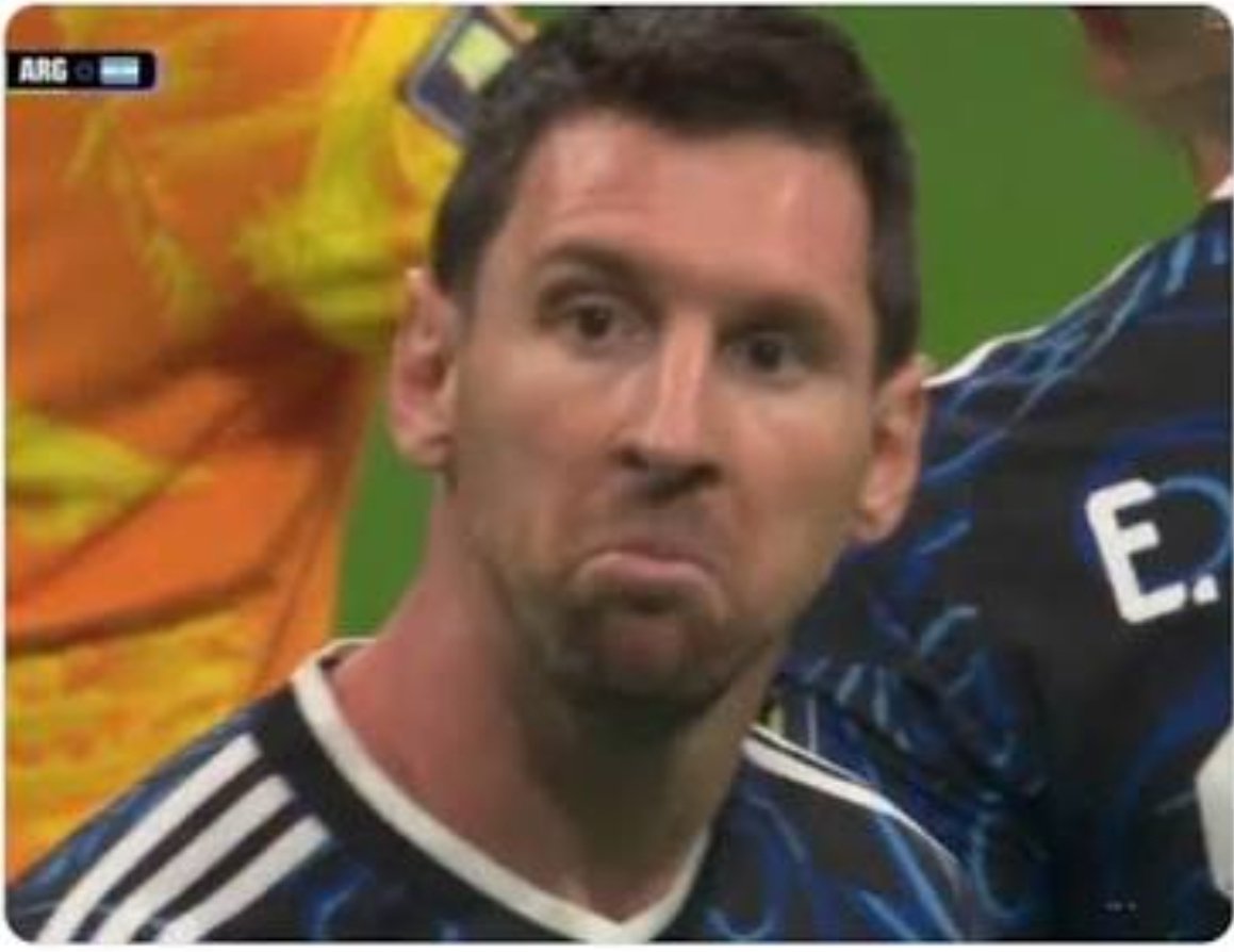 BarcaWorldwide's tweet photo. Messi with the 2 most iconic world cup memes in recent memory 😭😭

2022                                                2026 https://t.co/a4EhsmxEVK