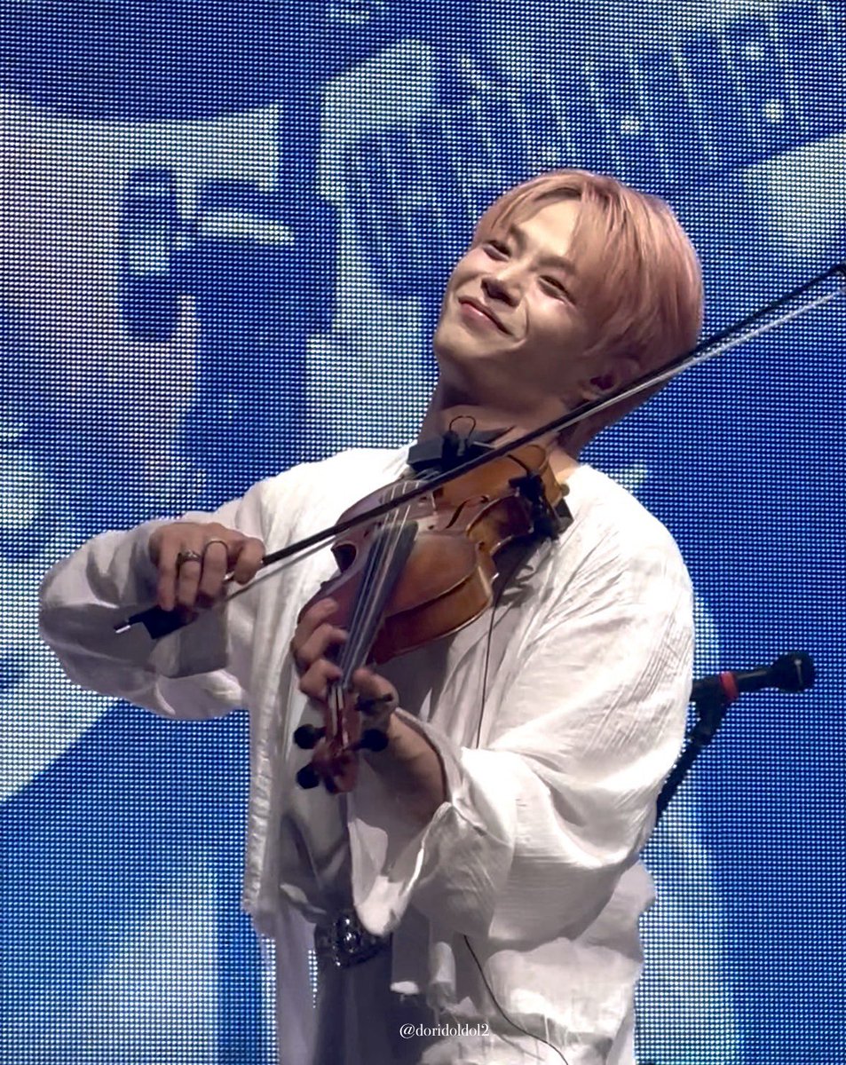 doridoldol2's tweet photo. 이뿌다 https://t.co/uZx8eTnse9