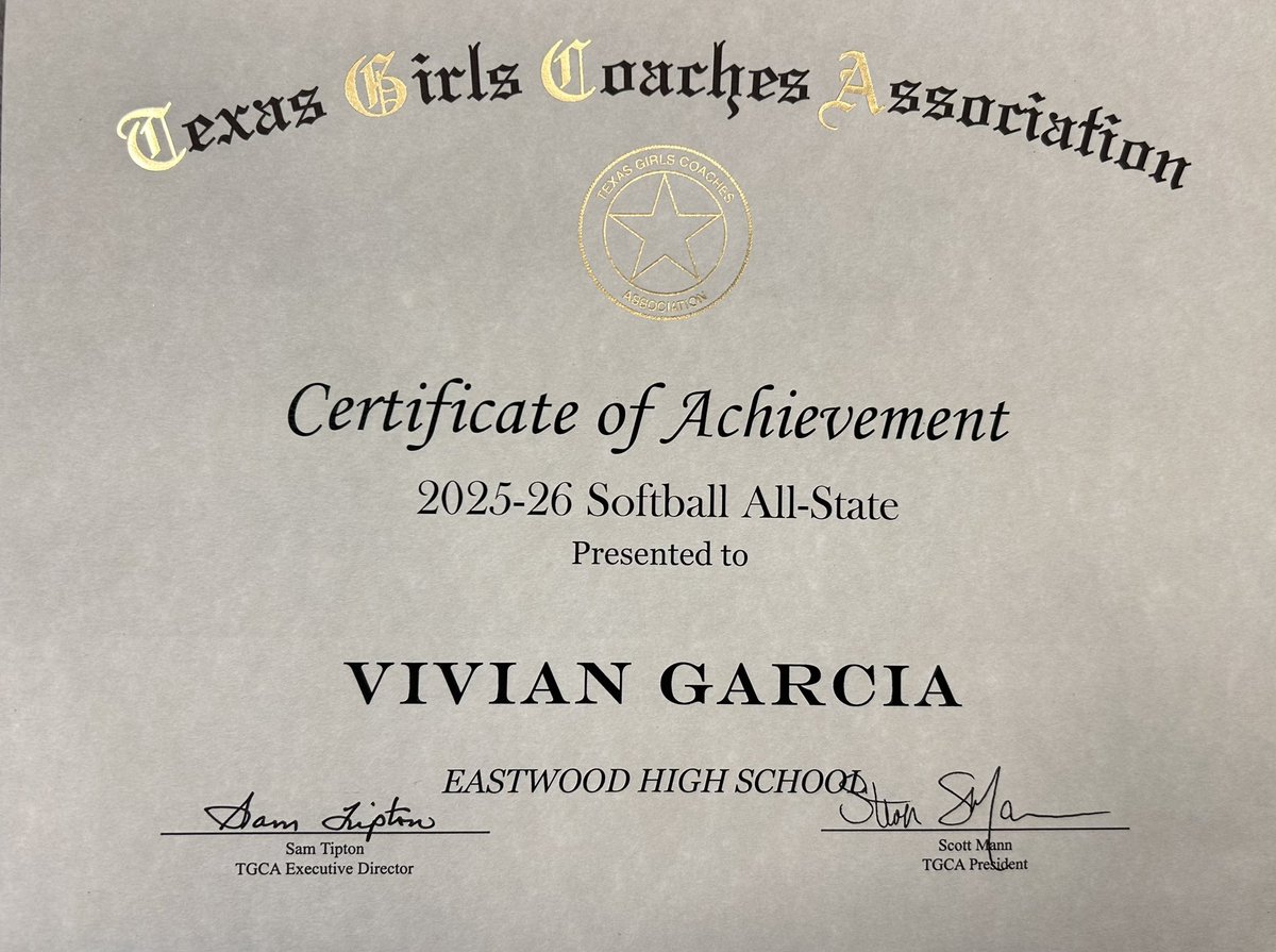 RealRobRobledo's tweet photo. Recognizing One of Our Hardest Working Juniors @eastwoodhq Today! 

The Texas Girls Coaches Association Recognized Vivian with a Certificate of Achievement for 2025-26 Softball All-State. Super Proud of You Kiddo!

             💛 I Love This Place 💙
#TrooperClap 👏🏽| #GoTroop 🫡 https://t.co/Je3A8VospM