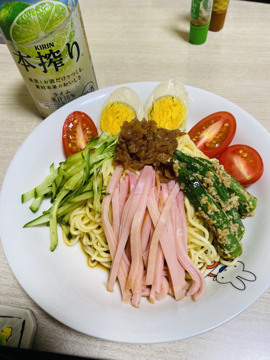 JurianChoco's tweet photo. おはよう冷やし中華☀️（梅タレ）

梅干しをたたいた🔪ものが乗ってます😋 https://t.co/xHzYeXOTUh