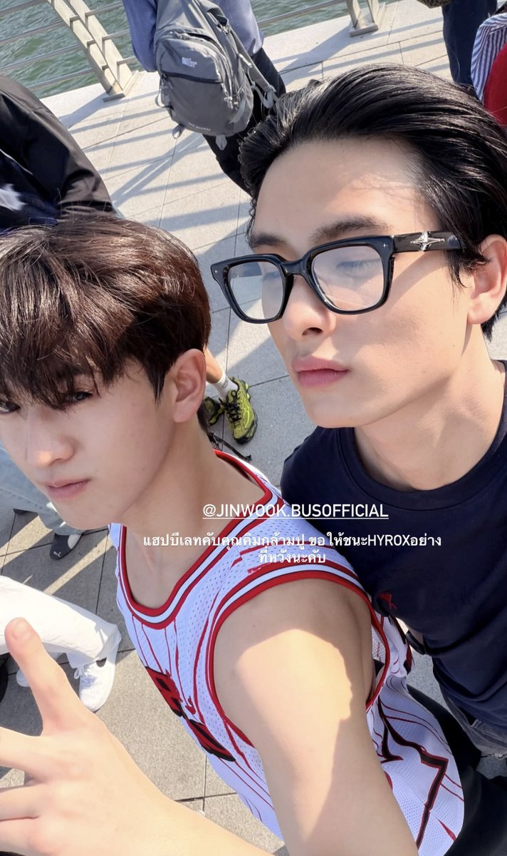 Duchess_eiei's tweet photo. แล้วจะไม่ให้หนูเขินได้ไงล่ะ ดูโพซิชั่นรูป ความไซส์ดิฟใดๆ https://t.co/G8ccab8qaA