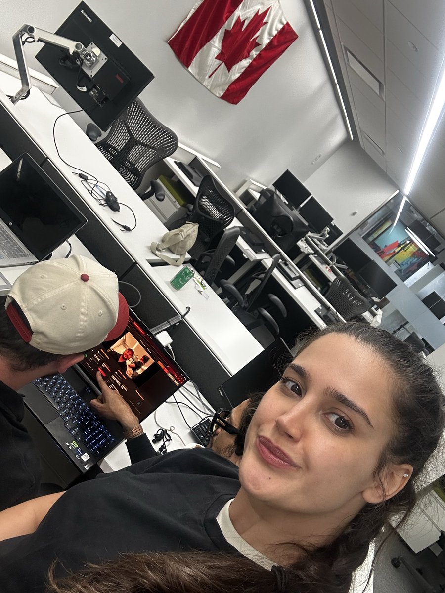 AJalooli's tweet photo. 9 PM and the hackathon at Vibe Station with @SuperteamCAN is still going strong. 🚀 @EmoteAI https://t.co/lYOHXEnzDI