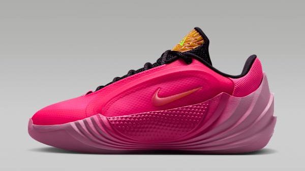 _1STLook's tweet photo. Giannis Freak 8

Nike Official Images
Giannis Antetokounmpo https://t.co/emUOCNEqGD