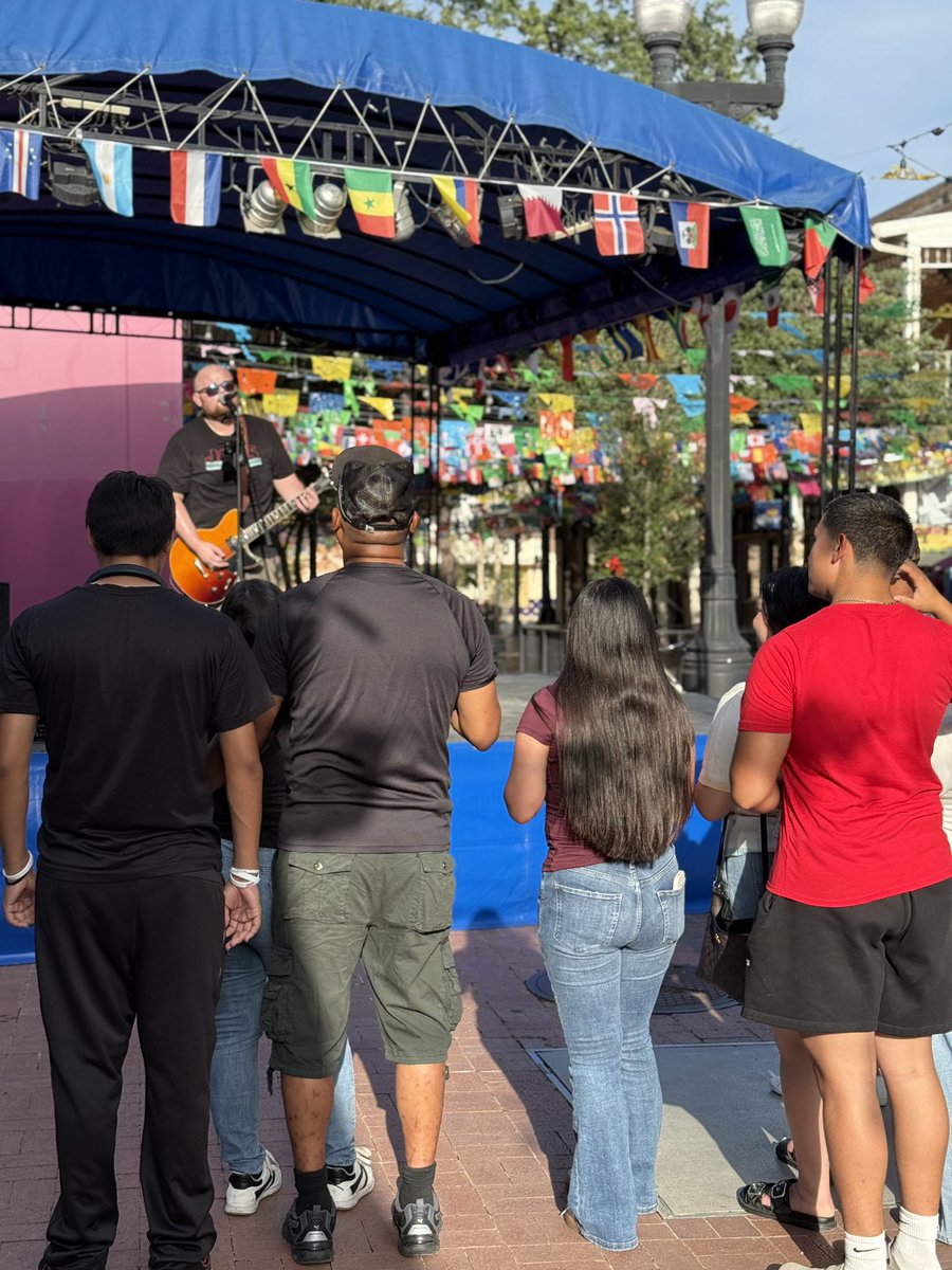 marketsquareSA's tweet photo. We kicked off Summer Sesiones at Historic Market Square! What an amazing performance by EVS! 

Summer Sesiones continues Saturday &amp; Sunday with FREE live entertainment at Historic Market Square! https://t.co/KgsNP6zEmp