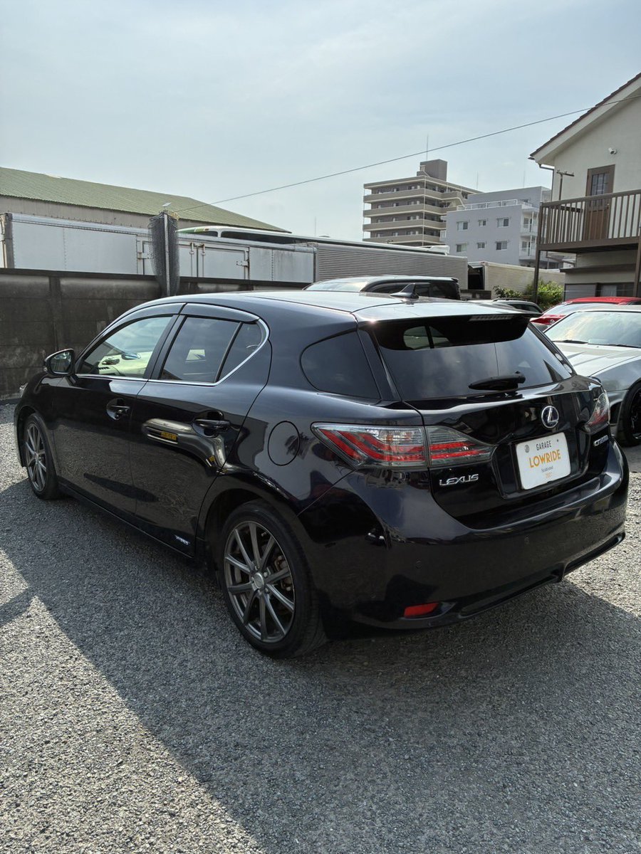 garagelowride's tweet photo. 【トヨタ レクサスCT200h 前まわり追突事故 板金•塗装•修理(対物保険)】
東京都東久留米市よりご来店のお客様です。
完成しました!
今回はありがとうございました!!
https://t.co/JR6drD1maC
#ガレージローライド #トヨタ #レクサス #レクサスct #ct200h #追突事故 #対物保険 #板金塗装 #車修理 #車塗装 #東京 #東久留米 #立川 #多摩 #車