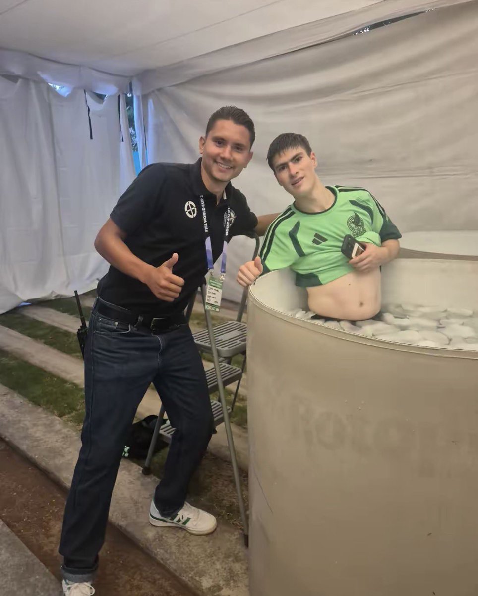 chivahormiga's tweet photo. que fomo no tener un trabajo como estos joderr https://t.co/doIUnjU5c0