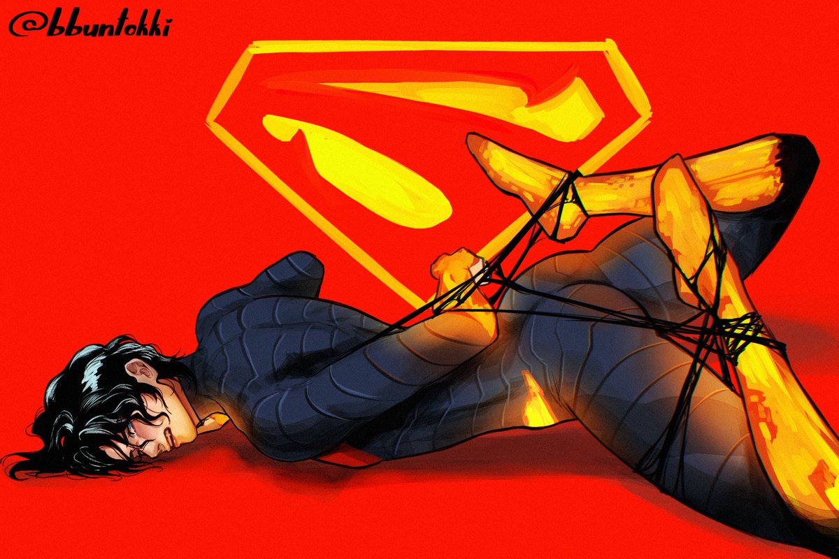 bbuntokki's tweet photo. Jungkook cosplaying Absolute Superman? Yes https://t.co/Evz97tYkeQ