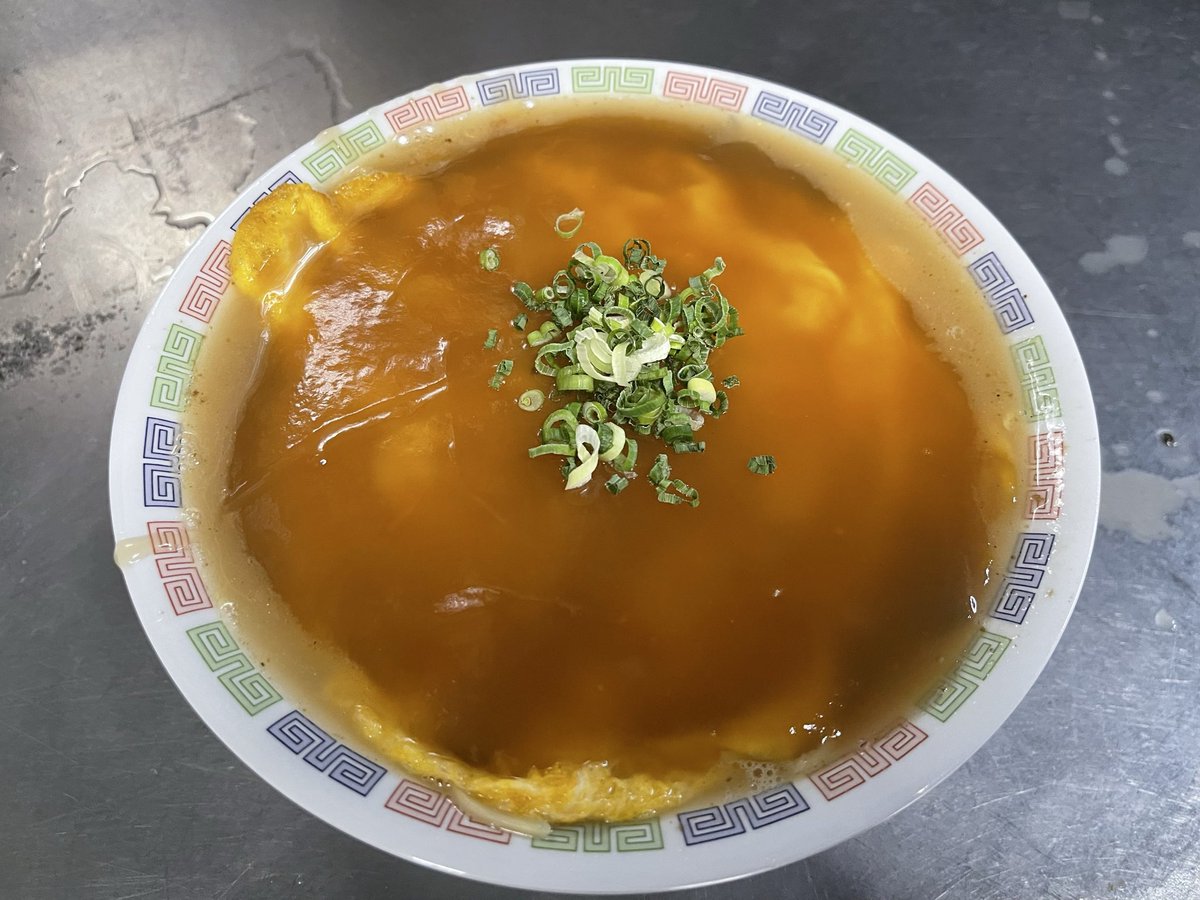 redDragon5873's tweet photo. 営業終了後
天津丼用のタレが余ったので
晩御飯に天津麺を作っていただきました
甘辛いタレが麺に絡んで美味しい１品でした(^^)#町中華  #中華紅龍 https://t.co/lFiIa6xi9Y