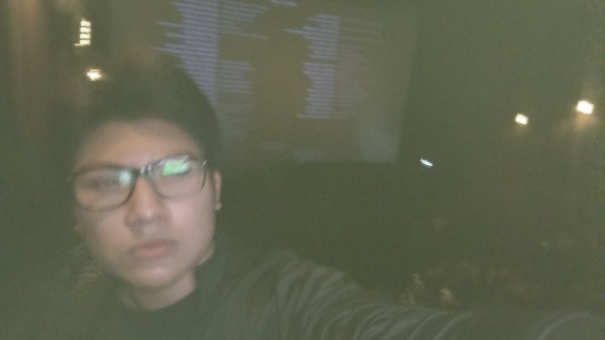 Ale_mtll's tweet photo. @Cinemex Yo plsss @Cinemex https://t.co/8mxVWNbqBw