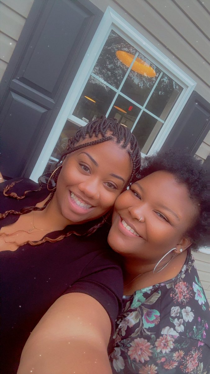 RatedMforMandy's tweet photo. Another successful hang with my girllll, @__whitley__. Never a dull moment. We always pick up right where we left off!! 💛🤗 #BoneAppetite #Claflin https://t.co/k1QMFIsEuF
