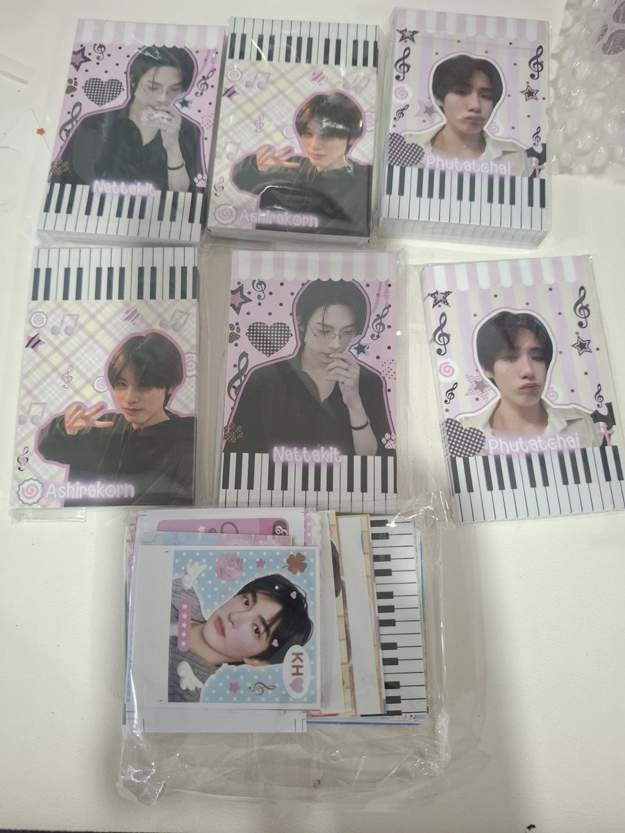 jmsrjj's tweet photo. ได้รับของแล้วค่ะ มีของแถมมาให้ด้วย ขอบคุณมากนะคะ
#Reviewoftheshop https://t.co/tcbSRfwfAN