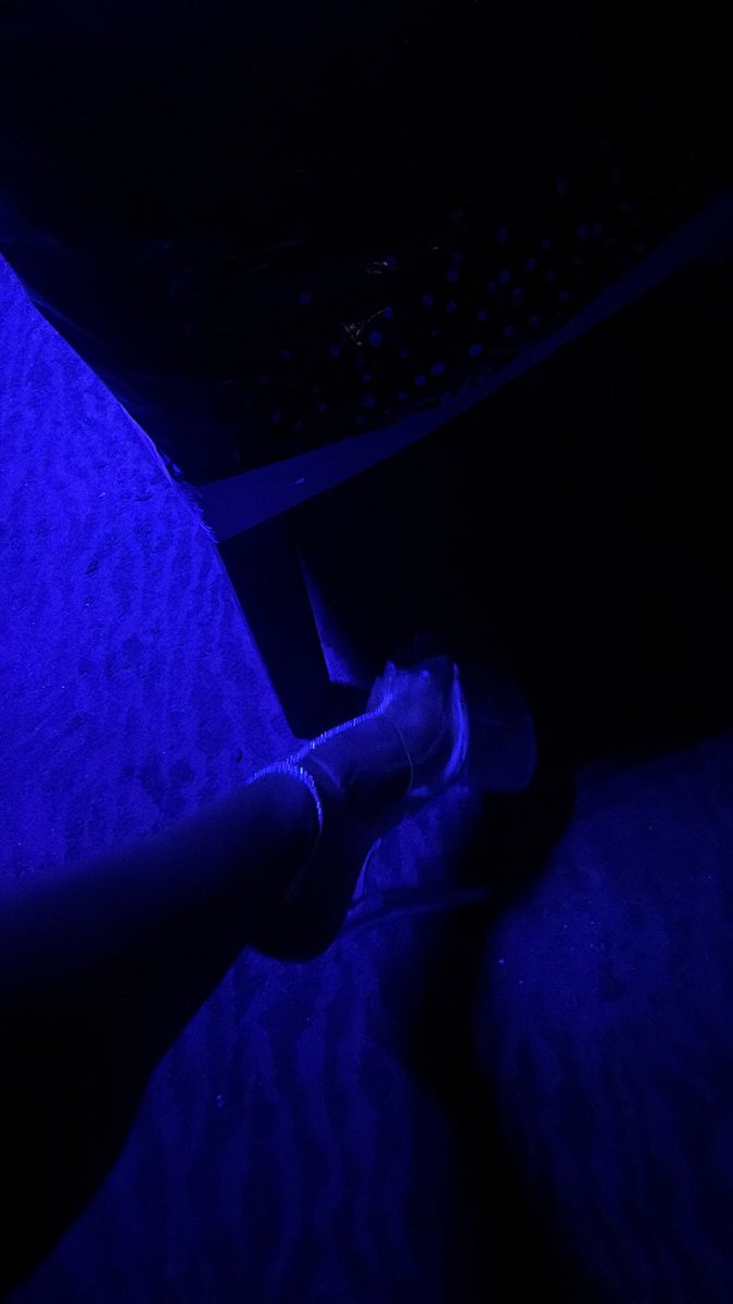 GoddessLay24's tweet photo. Who’s gonna be the first beneath my feet 
Findom https://t.co/h8NrLHvEdN
