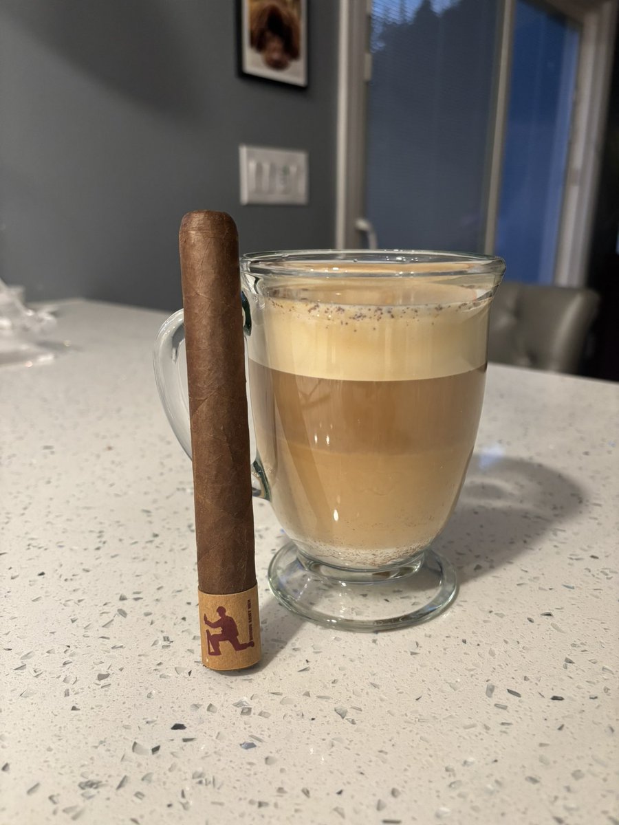 Shed_Stories's tweet photo. #Dessert #brownarmyman #ezrazion #cappuccino #cigar #botl https://t.co/P7hlH7uh9N