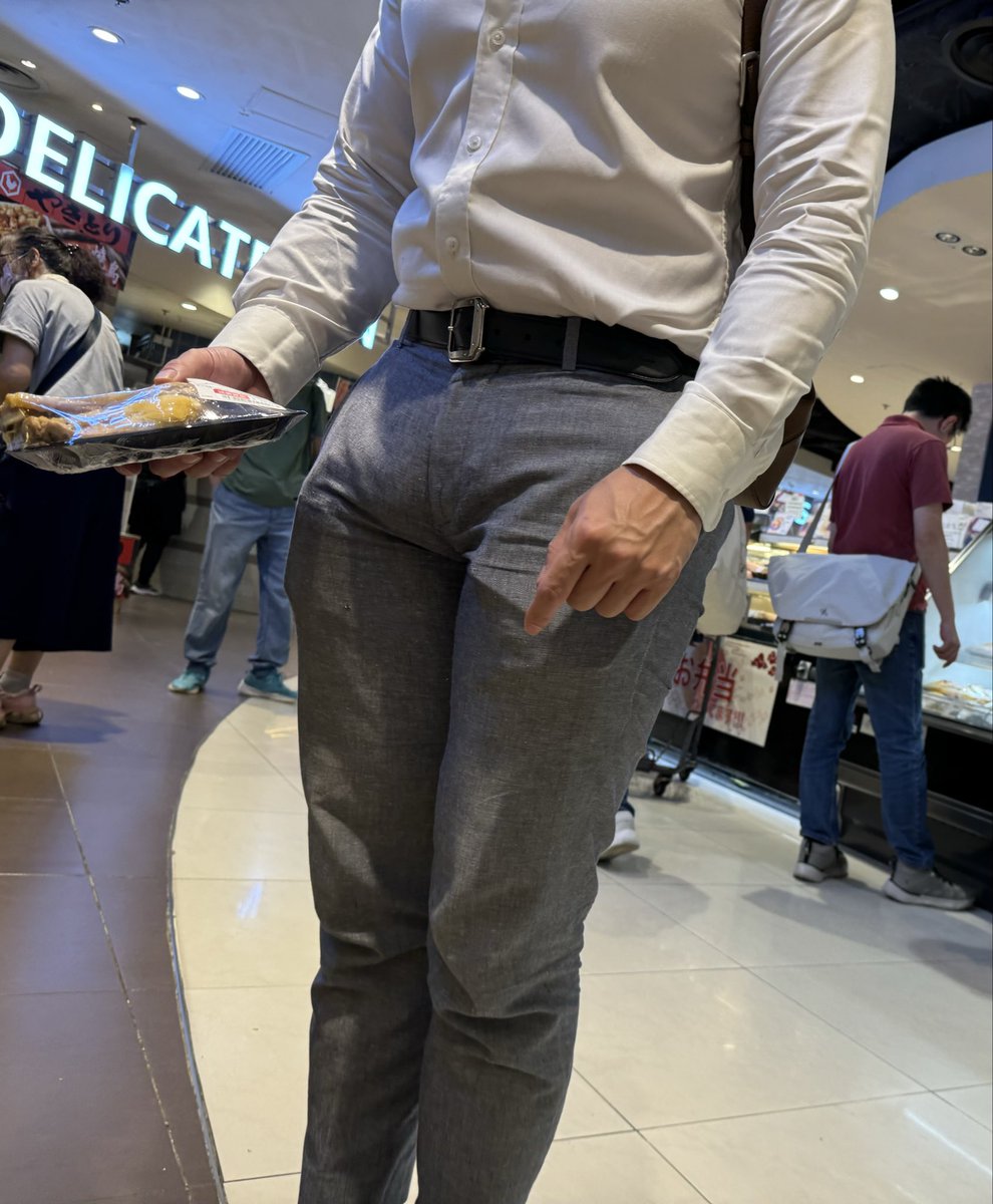 suitbigass10's tweet photo. https://t.co/MdVMhEoWFO