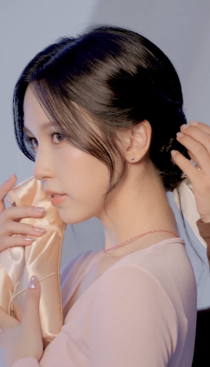 mina_jeongmi_Eg's tweet photo. ぶっ刺さりすぎてる🫠 https://t.co/z8sCreKF9d