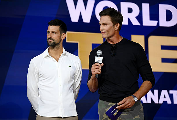 travel__Sports's tweet photo. 🇺🇸 Tom Brady  🤗 @DjokerNole https://t.co/1HZ4XYiEoG