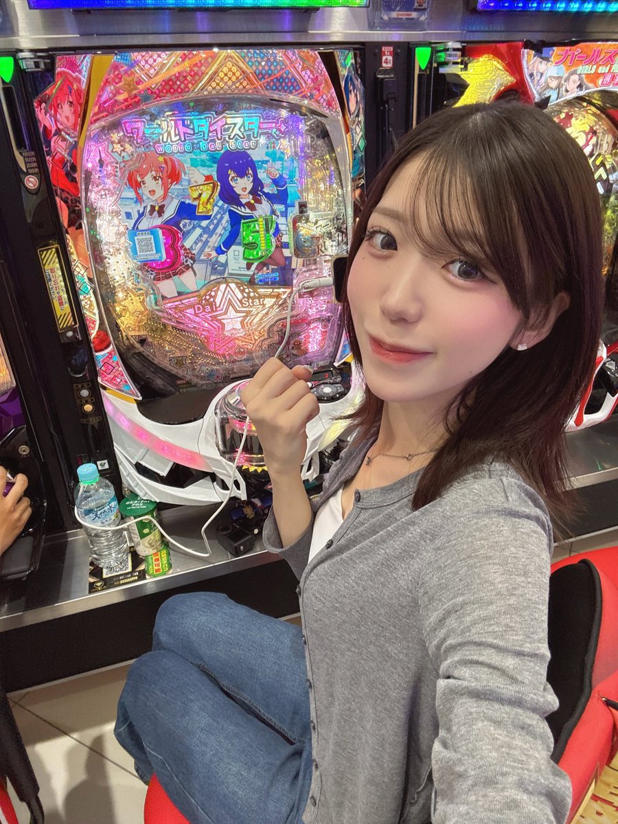 p_mushoku2003's tweet photo. おはよう🎶
#キコーナJR高槻駅前店様 にお邪魔してます♡ ᴾᴿ

番長スペックで気になってた新台😽
ワールドダイスター打ちます‼︎

📍対応場所
立体駐車場1階の看板前で13時から行います！！(抽選行ったエリア)
本日はこの時間以外の対応は基本できないと思います😭

スロット人気機種🎰
SAO2/喰種/戦国5/からさー/カバネリ/アズレン/モンキー