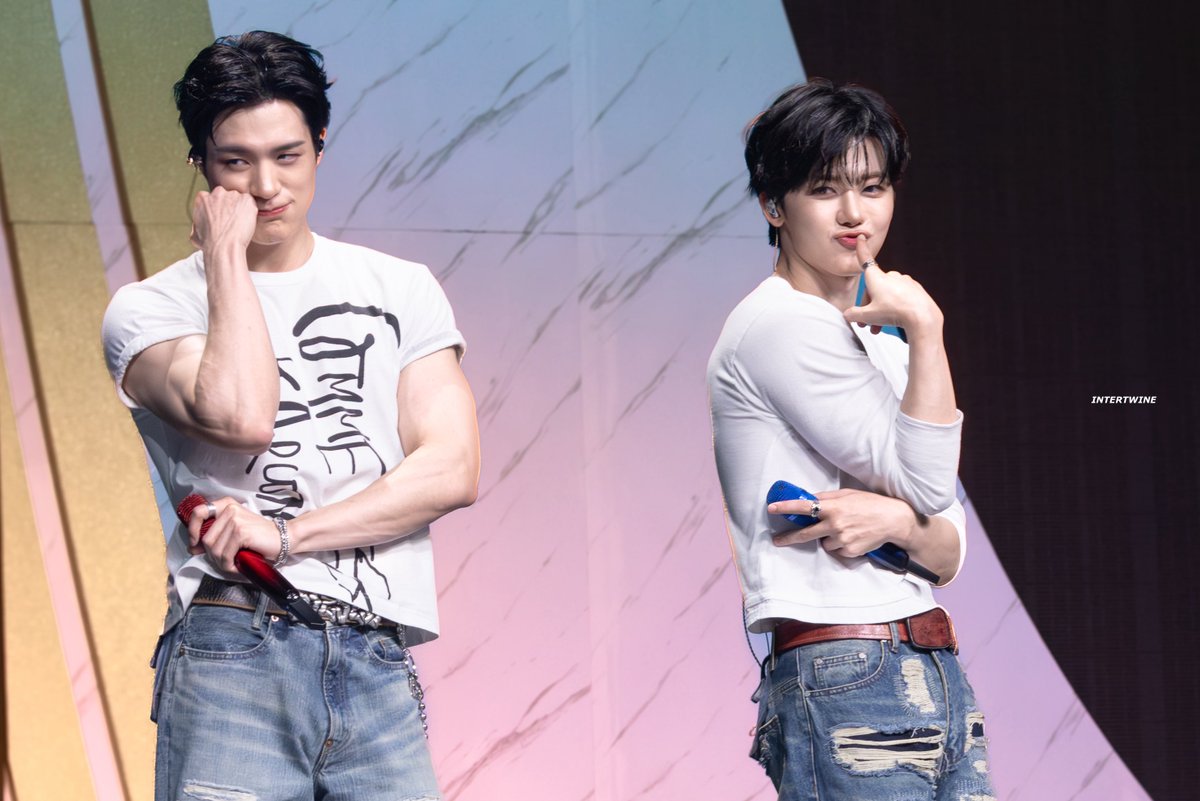 INTERTWINE2313's tweet photo. 260711 JNJM DUALITY Macau

#NCTJNJM #NCTDREAM
#제노 #JENO 
#재민 #JAEMIN https://t.co/aZNmlY6k9x