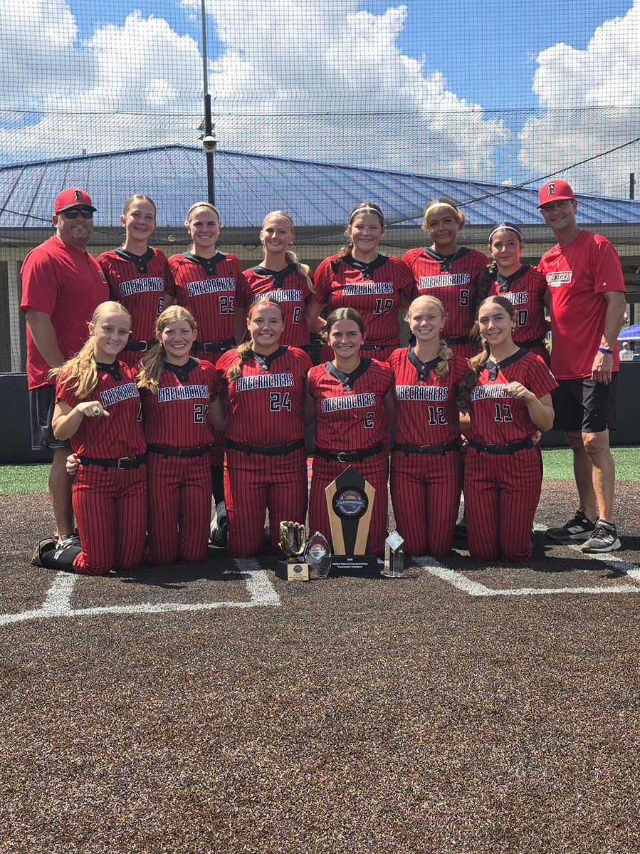 NE_FC_Scheef's tweet photo. Last weekend, we battled through 9 games to bring home the Championship at Midwest Nationals in Wichita! 🥎🧨 #firecrackerssoftball #travelball #nationalchampionship https://t.co/g79EIpPX7J