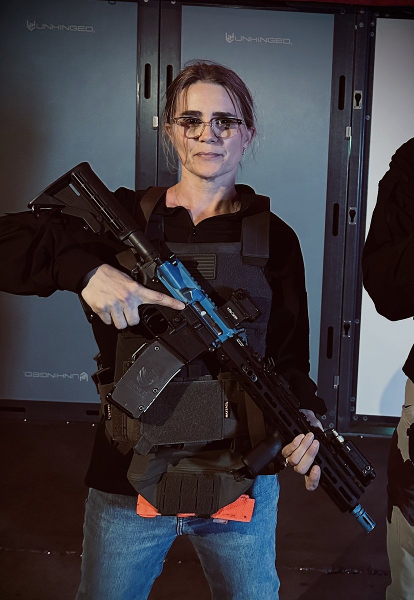 Alison Lohman tweet media