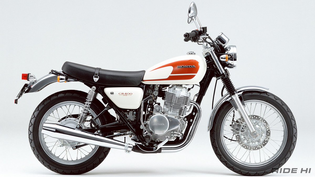 PutiMotor's tweet photo. '01〜'08 ホンダ「CB400SS」

空冷単気筒のトラディショナルなルックスで、最大出力29PS、乾燥重量139kg。

CL400譲りの趣味性が濃いオートデコンプ装備のキック始動のみだったが、2003年から一般的なセルフスターター方式と併用。

しかし、ヤマハSRの対抗軸でしかないのかという辛口が目立ち、その走りの良さを惜しむ声もあったが、消え行く運命を辿った。

https://t.co/FX9ZdsKlNt