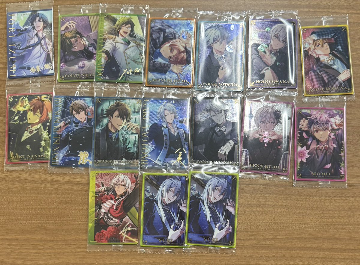 torapyon_315's tweet photo. 【交換】 アイドリッシュセブン アイナナ ウエハース27 

譲)一織、大和、三月、環、壮五、ナギ、陸、楽、天、龍之介、百、千

求)ラスティアラ 虎於
　 アンシャ 悠 巳波
　 ドリドラ トウマ 虎於

異種交換可
都内手渡し＞郵送
7/18~20池袋います https://t.co/YRuBOrLS7Z