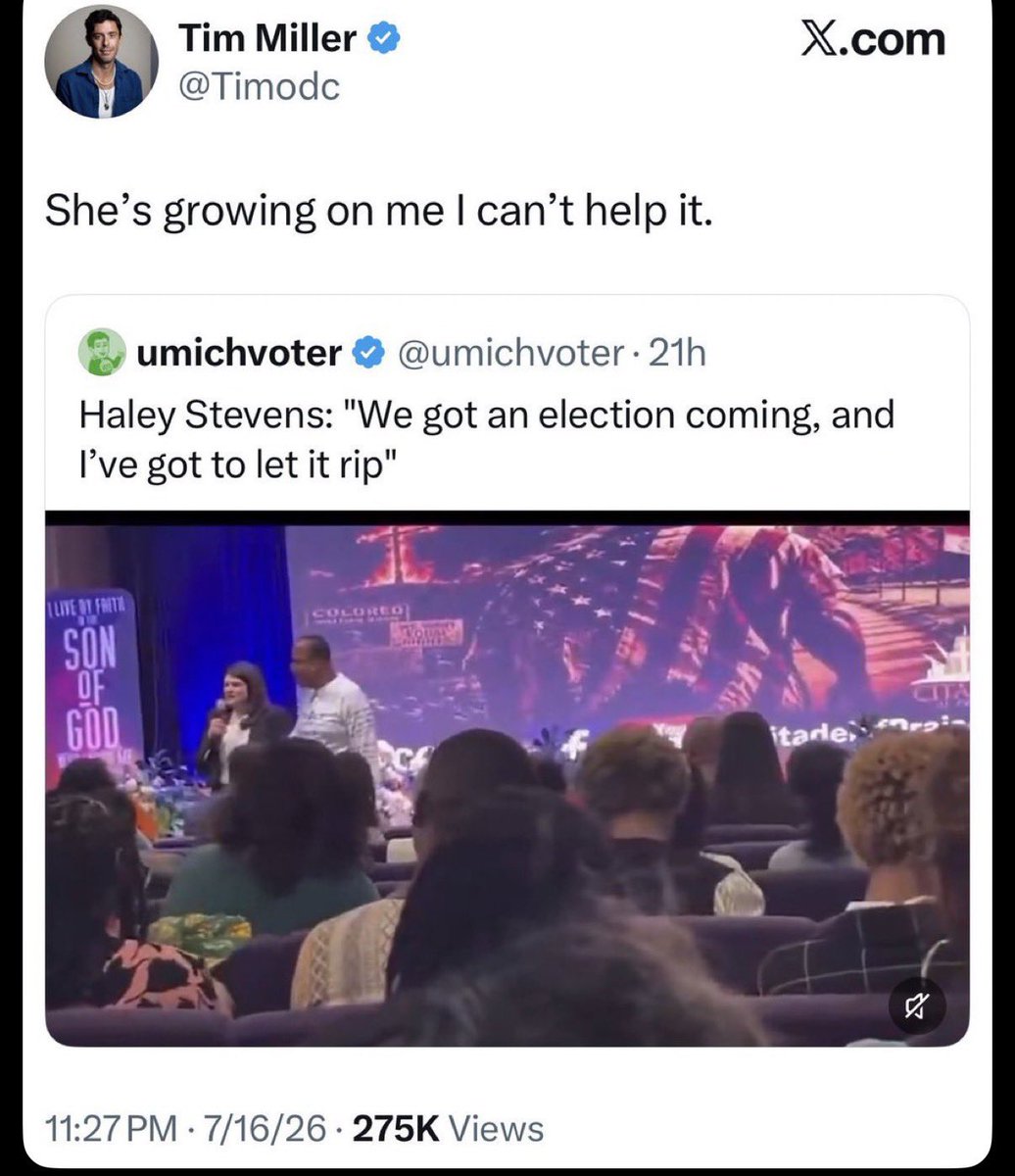 CantEverDie's tweet photo. @envisionedluna saying “shes growing on me” all on the same day, checks cleared https://t.co/1ncyBVOeib