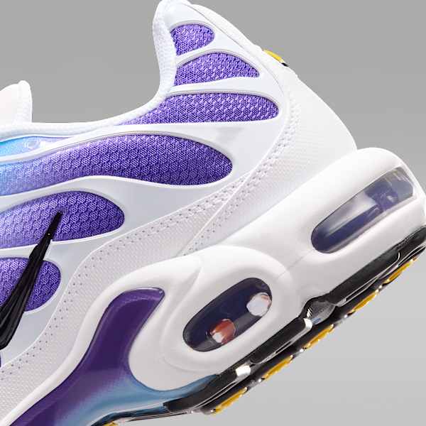 _1STLook's tweet photo. Air Max Plus

Nike Official Images https://t.co/ZNDVFWfmn8