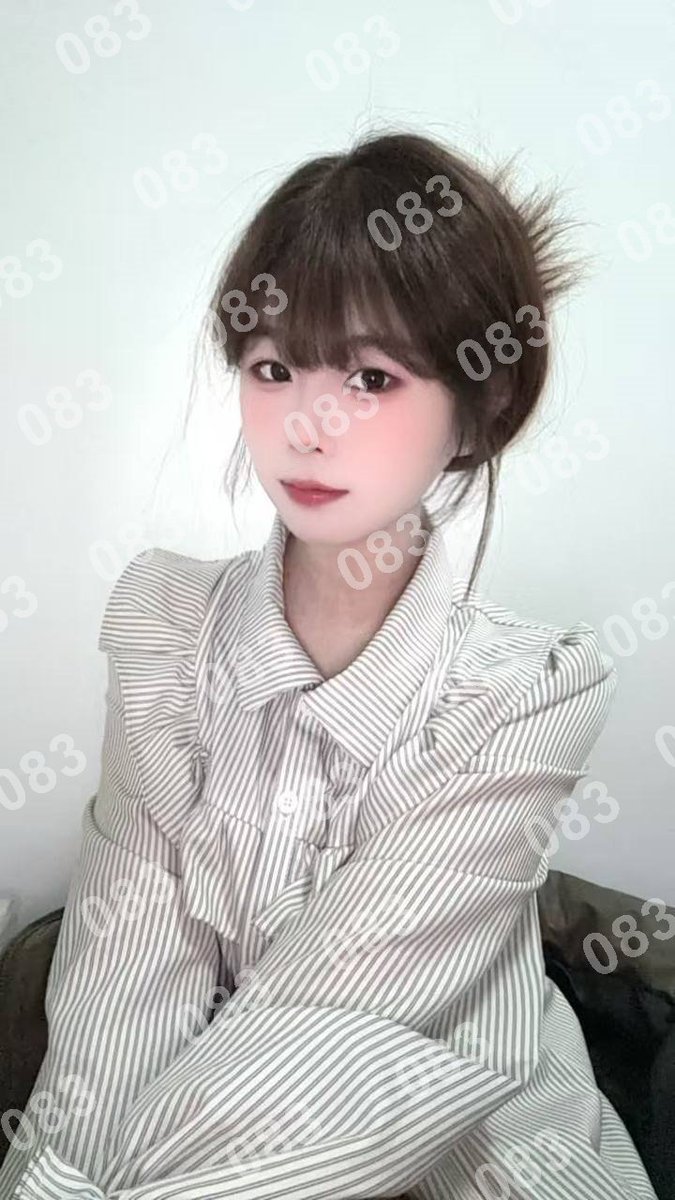 Mega__lia's tweet photo. #浙江
人生苦短，岁月悠长。生命每天不能退后只能向前，始终演绎酸甜苦辣悲欢离合的生活故事。季节却每日青山依旧在，几度夕阳红，一直延续春夏秋冬风霜雨雪的自然轮回。
台州市温岭市联树文化广场
#台州
👉助理@bornlucky79
看上了请截图妹子便客服快速安排 https://t.co/6SLkQPsoXo