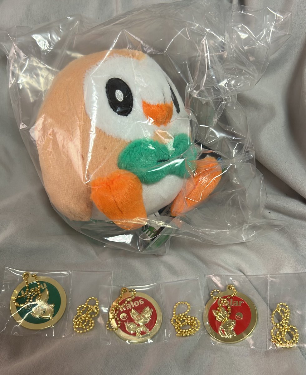 Nitrogen_216's tweet photo. 【交換】ポケモン　一番くじ　
Pokemon 30th ANNIVERSARY vol.2

譲）ぬいぐるみ:モクロー
　  メタルチャーム:ツタージャ、フォッコ、ヒバニー

求）同種クワッス

郵送での交換になります。
お気軽にお声掛けください🎶 https://t.co/QQL1npIgUC