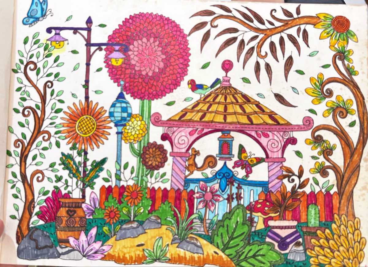 cottonmiless's tweet photo. Judulnya : colouring for relaxation
Sejujurnya : makin strezz https://t.co/lyDzZwabgG