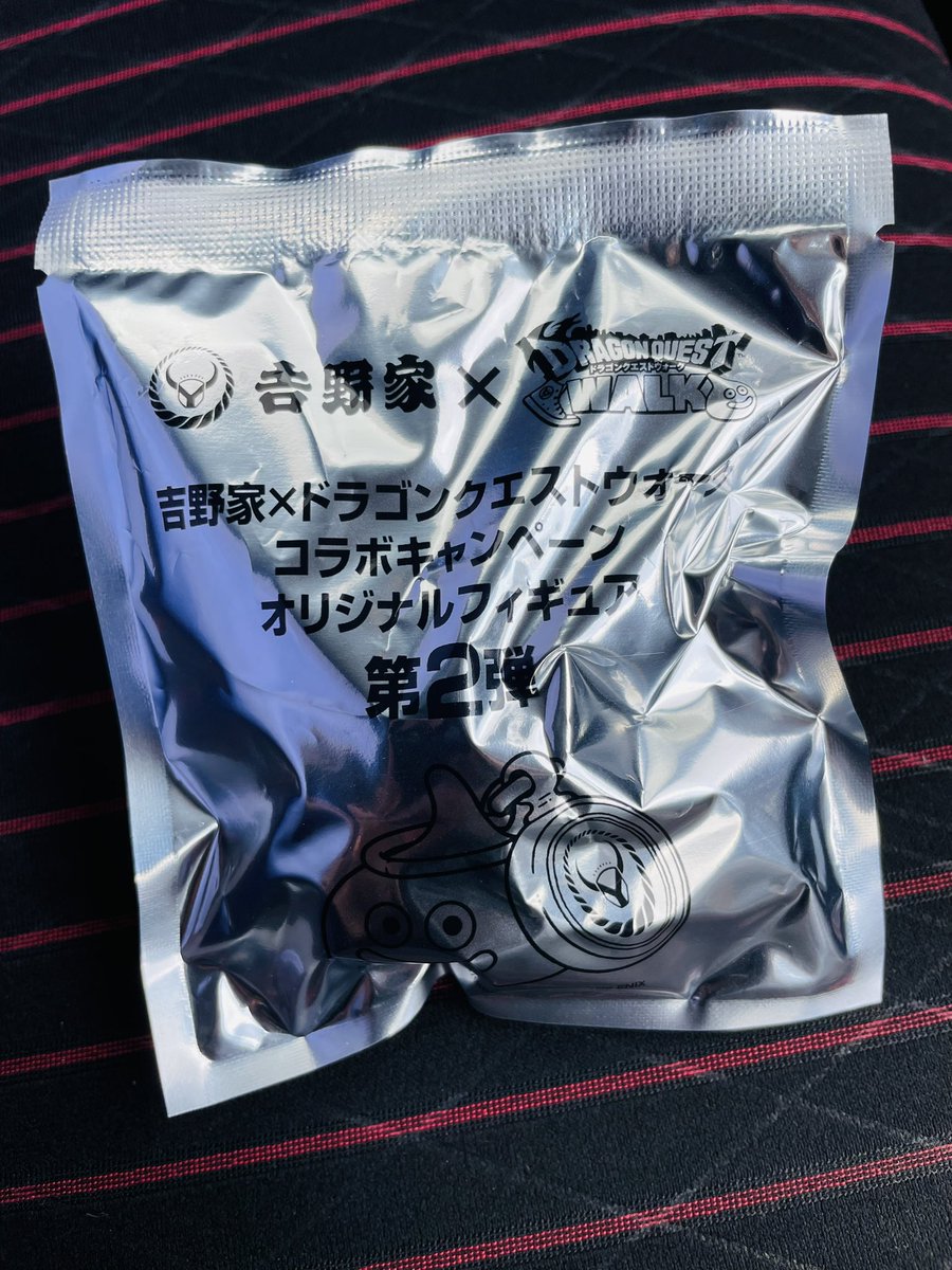 hirokimamiya666's tweet photo. 吉野家のドラクエウォークセットコラボでスラぼう（スラミチ）出た🫶
ついでにミスドのもっつぉりんもやっと買えた(ه'́⌣'̀ه )
どっちも可愛ええ🤤🥺︎︎ https://t.co/QPANedXLJu